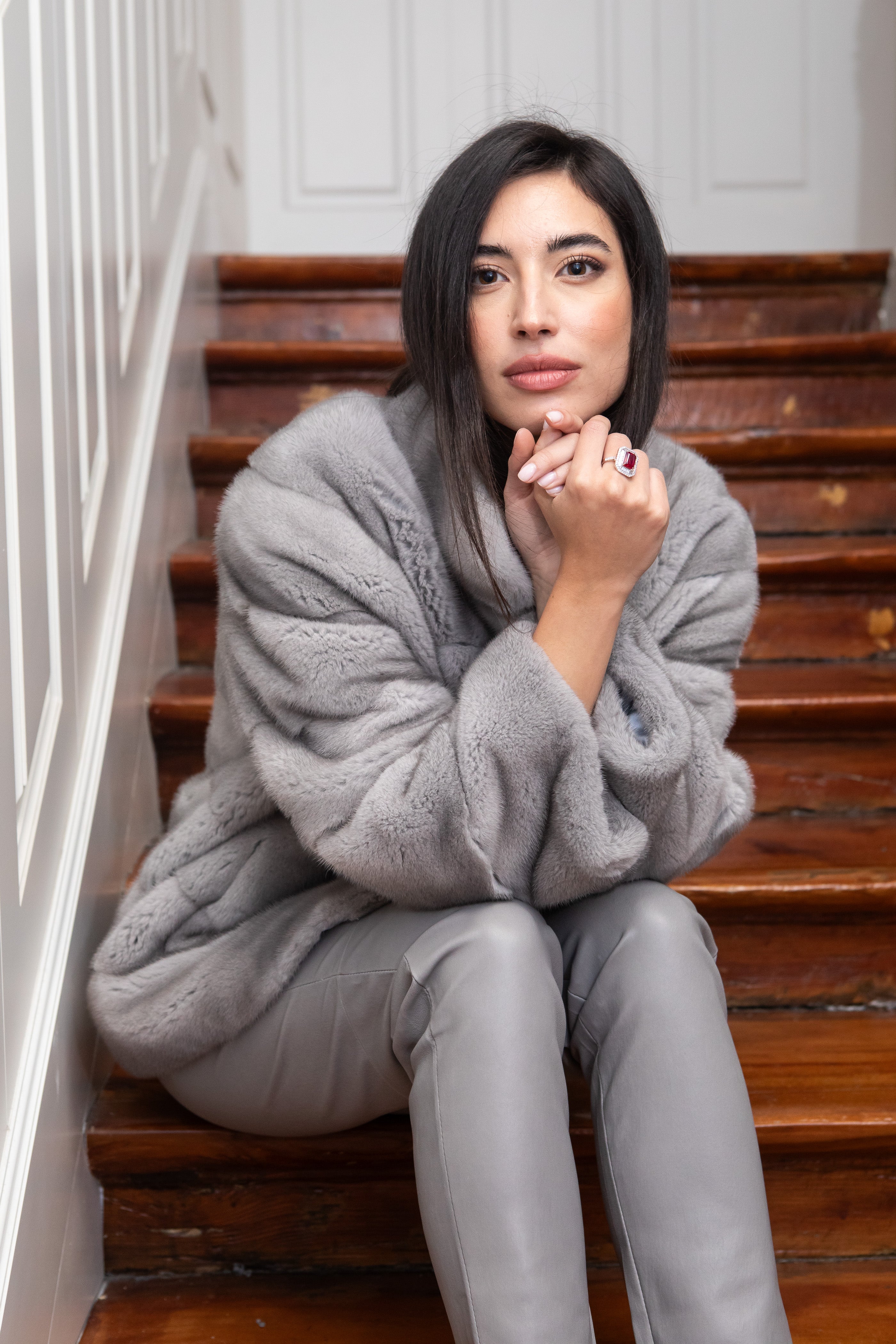 CHAQUETÓN VISÓN GRIS