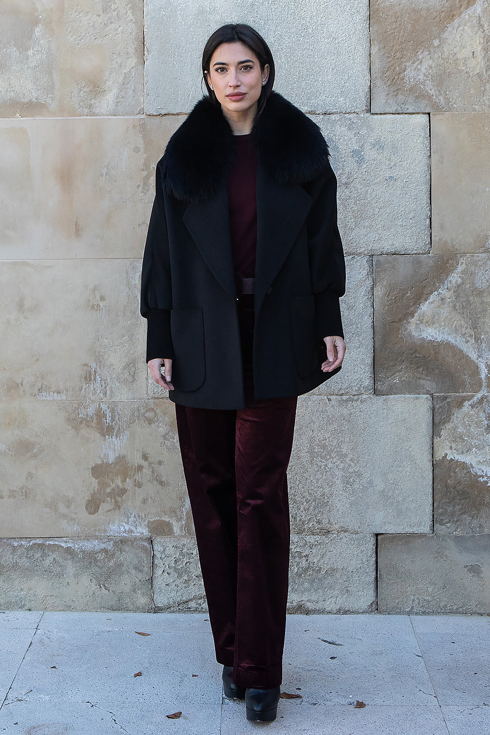 CHAQUETÓN CASHMERE NEGRO CUELLO DE ZORRO