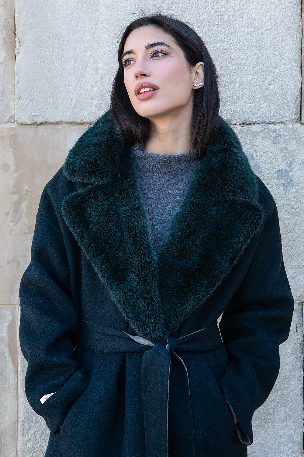 ABRIGO LORO PIANA CASHMERE CUELLO VISÓN