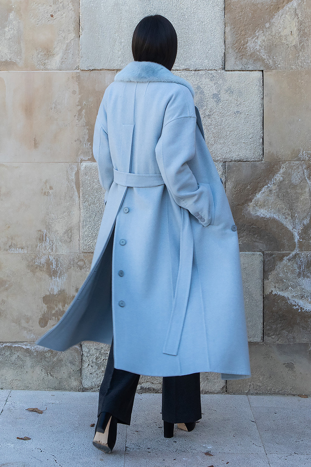 ABRIGO CASHMERE AZUL BEBÉ CUELLO VISÓN AZUL