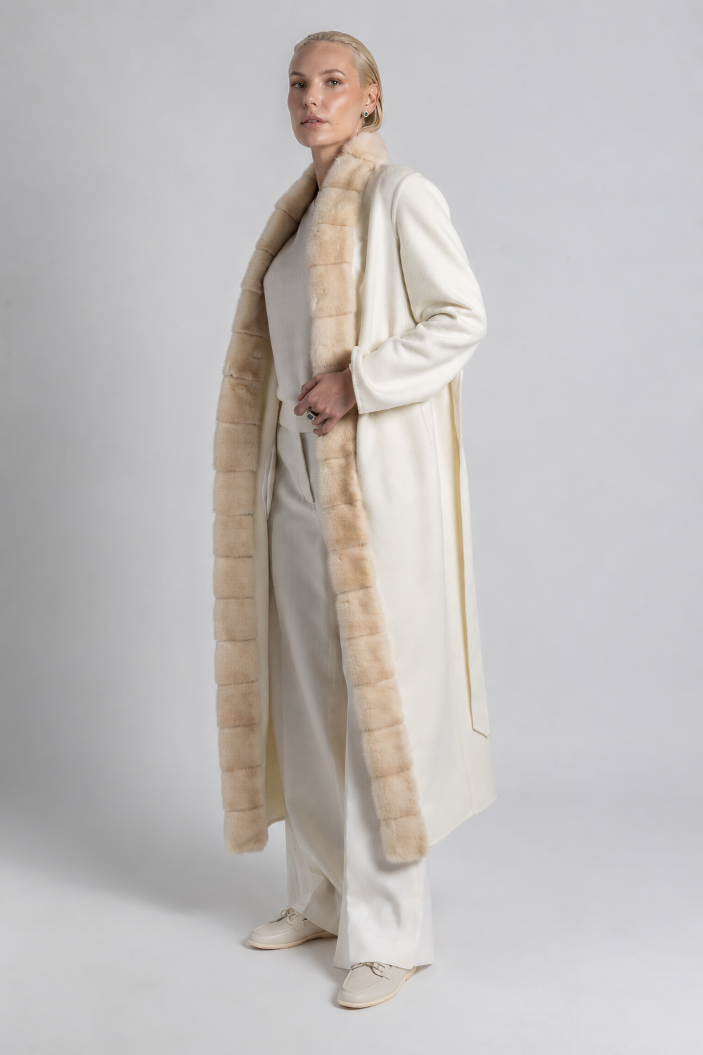 ABRIGO DE CASHMERE Y VISÓN