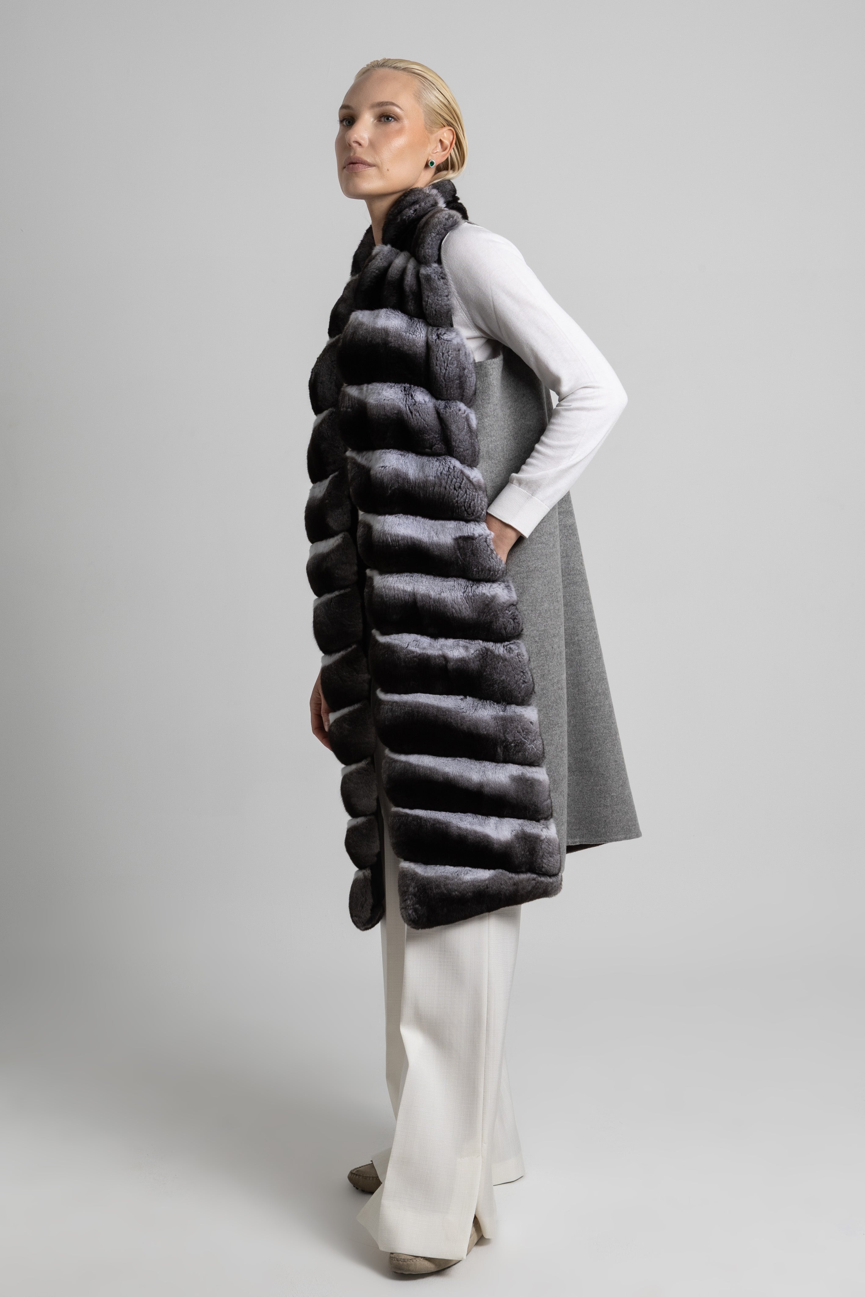 CHALECO CASHMERE LORO PIANA GRIS CHINCHILLAS