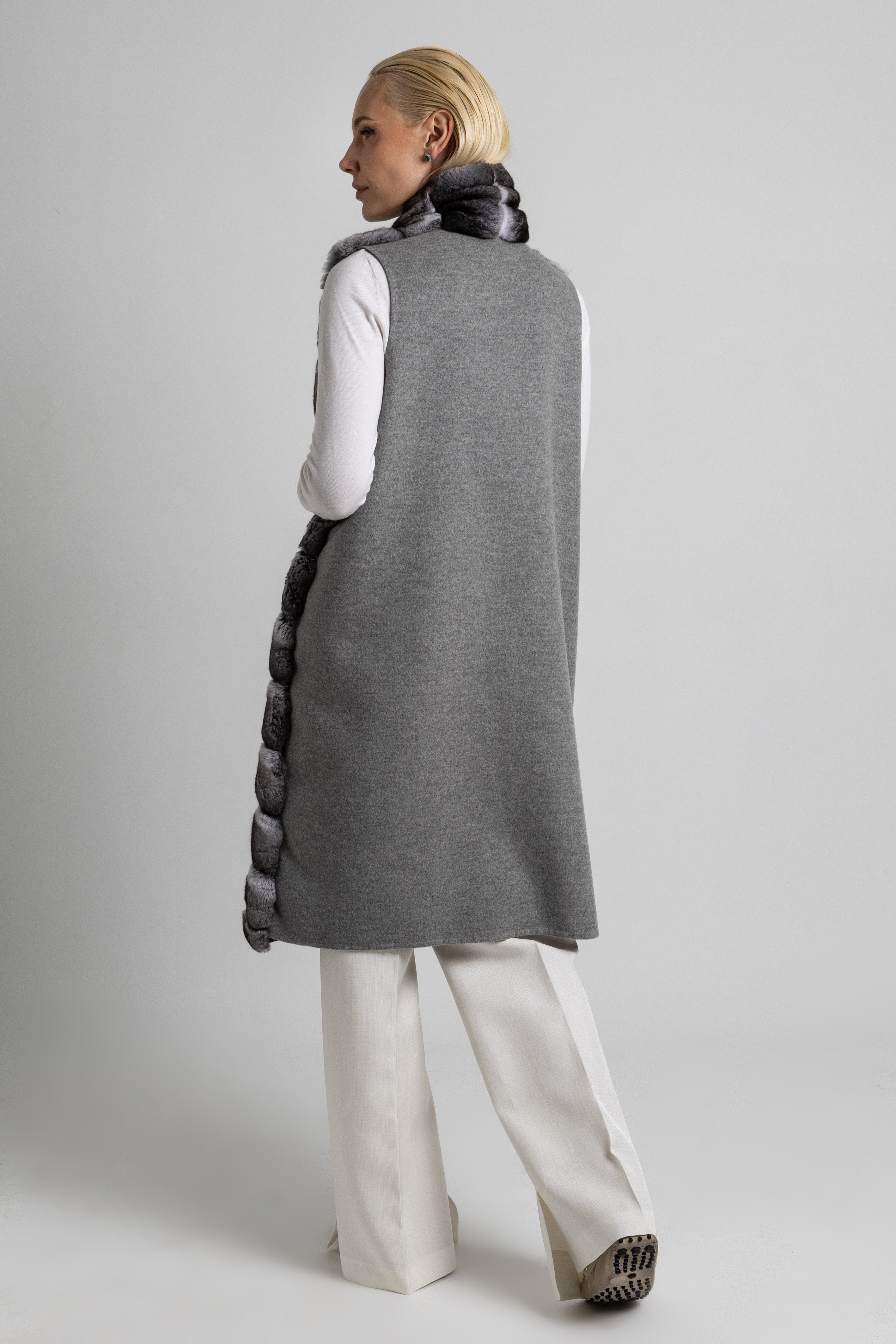 CHALECO CASHMERE LORO PIANA GRIS CHINCHILLAS
