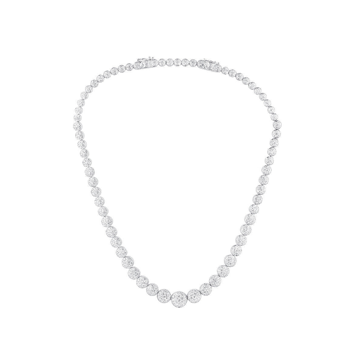 Collar de oro blanco con diamantes