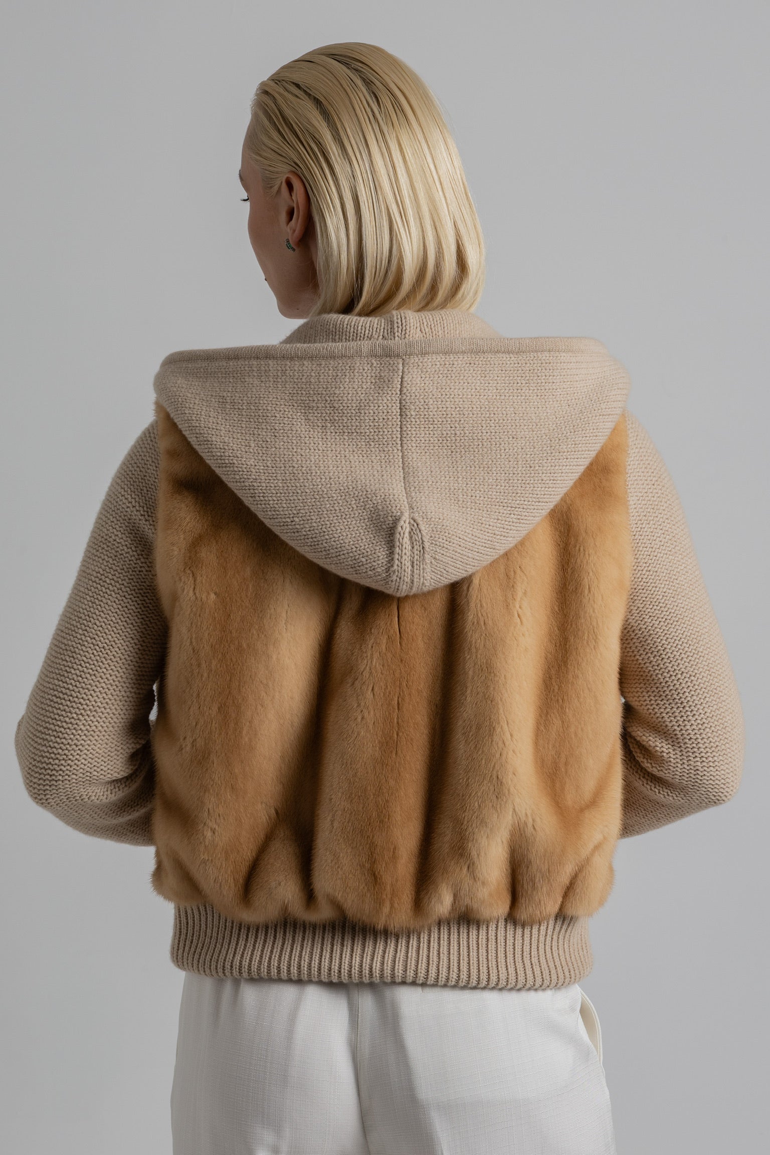 CASHMERE/PARROT PIANA BEIGE COAT WITH MINK COLLAR