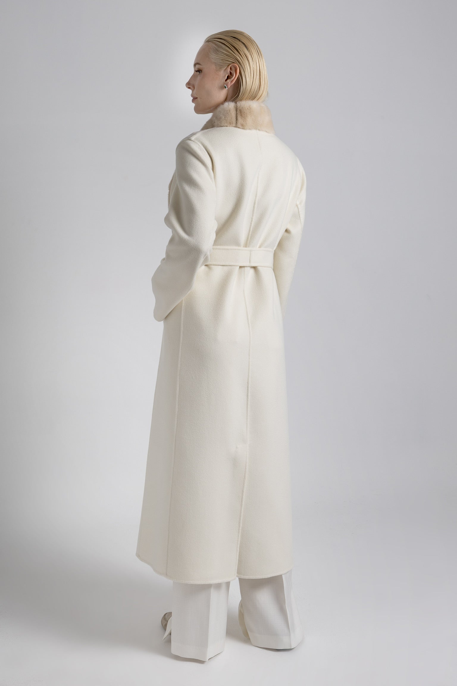ABRIGO CASHMERE LORO PIANA BLANCO VISÓN