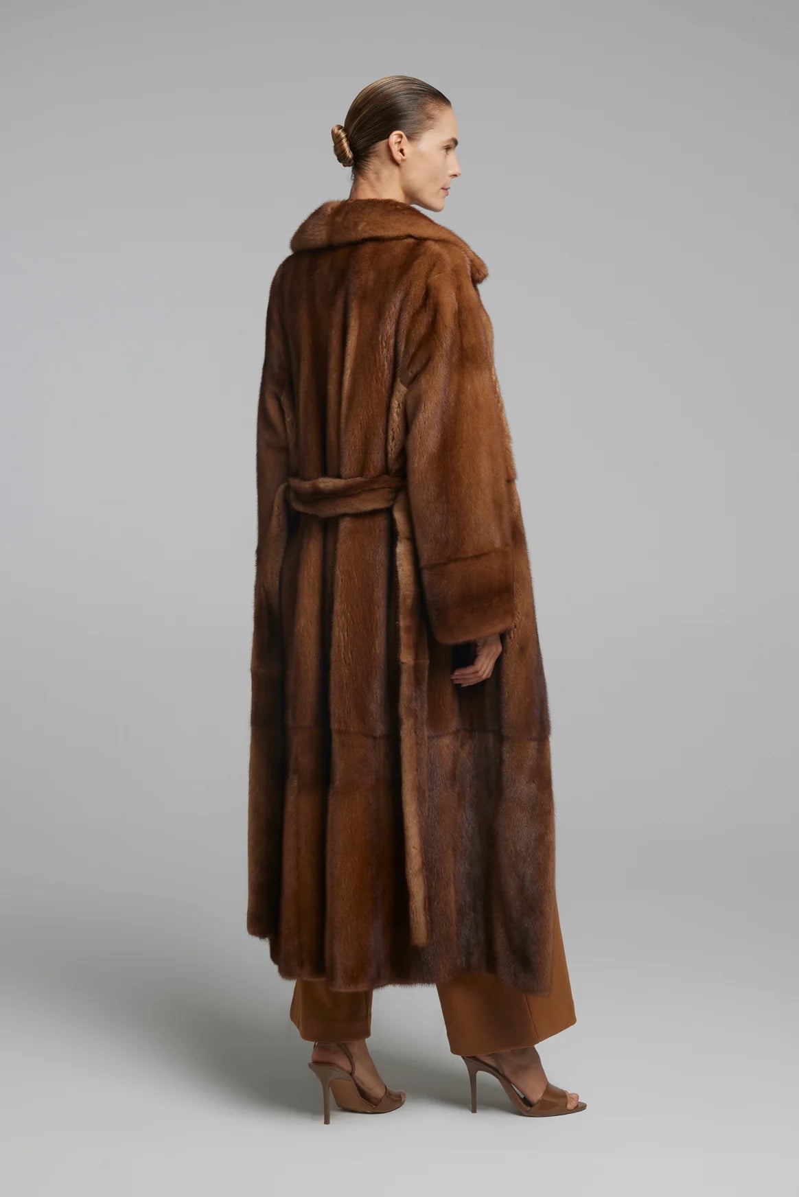 ABRIGO VISÓN COGNAC