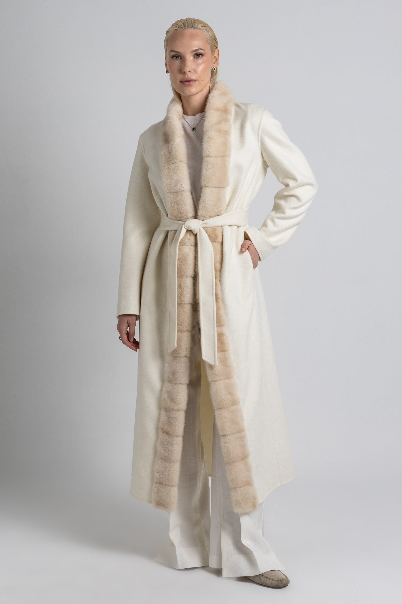 ABRIGO CASHMERE LORO PIANA BLANCO VISÓN