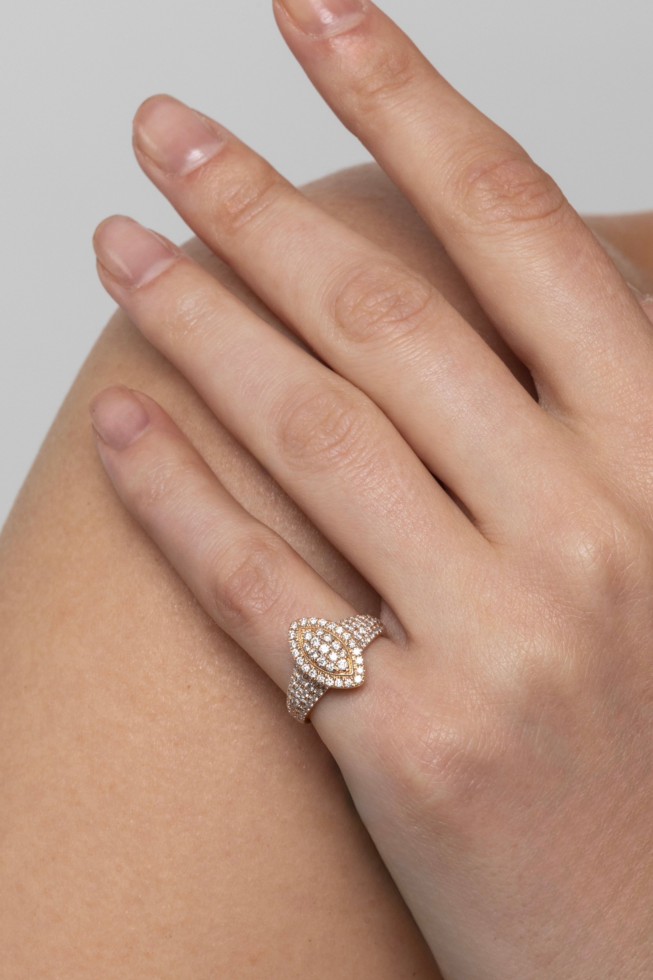 Anillo Pinky Ring de Diamantes Oro Rosa