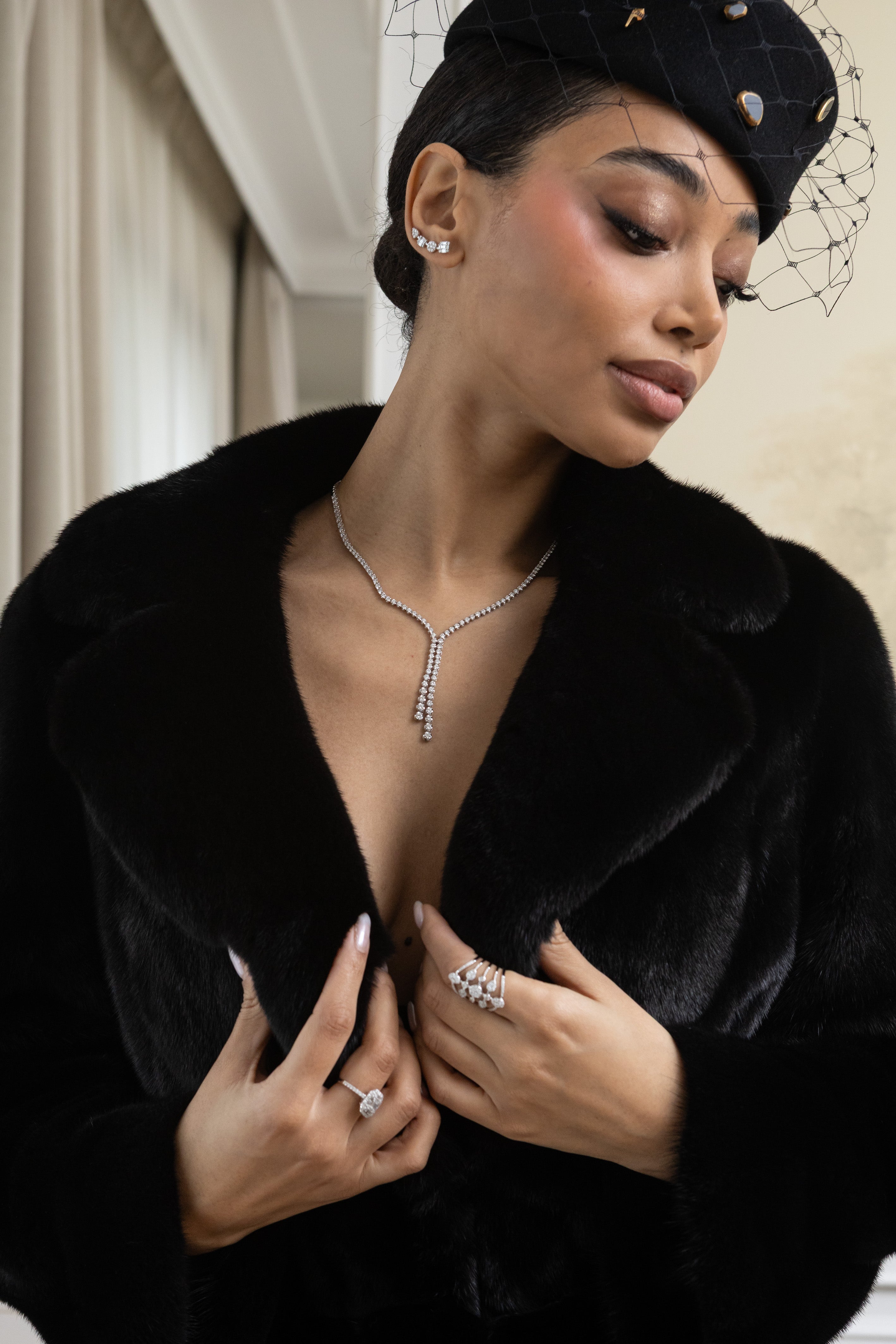 ABRIGO LARGO VISÓN NEGRO