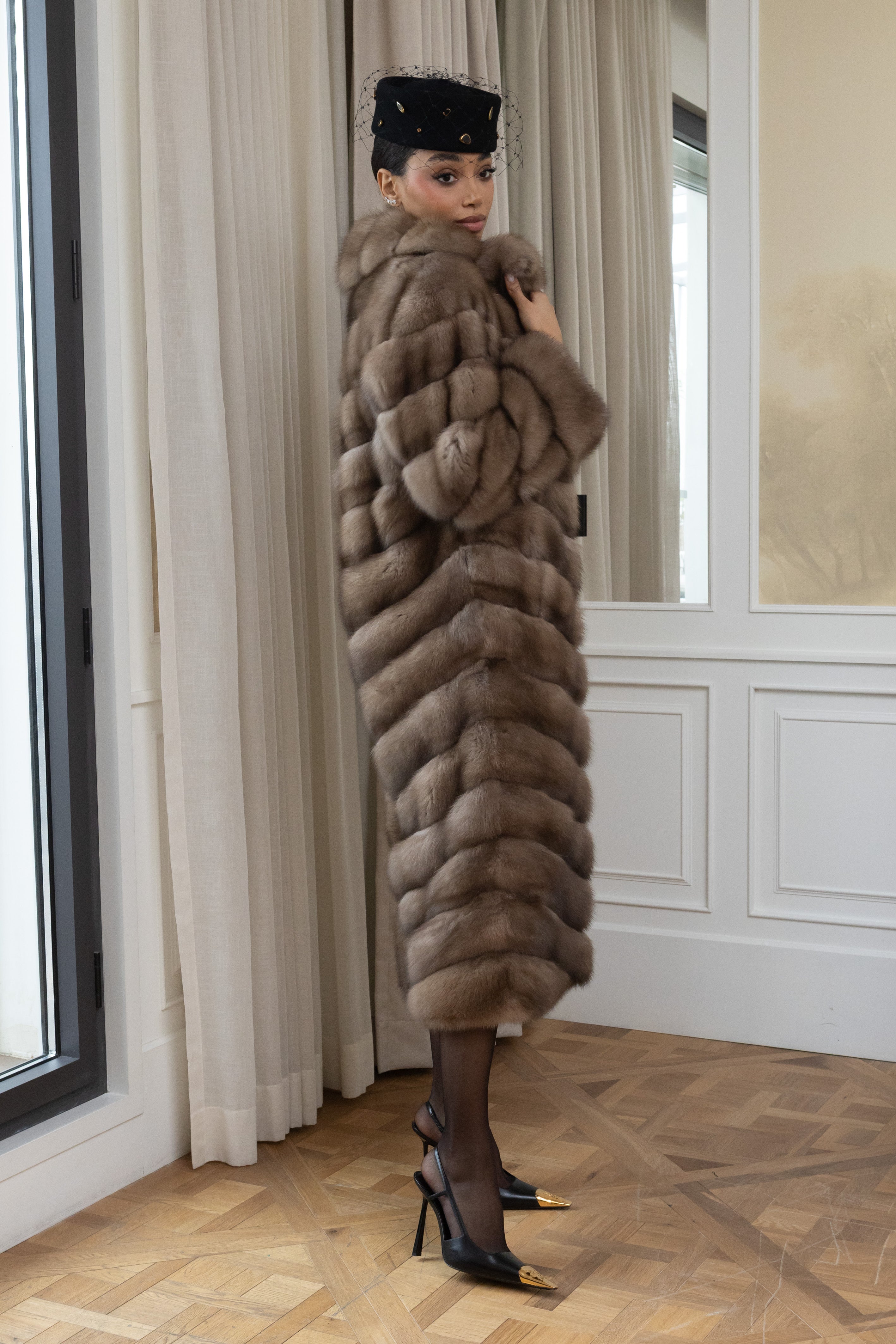 ABRIGO MARTAS CIBELINAS